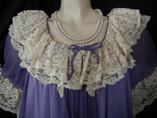 * GORGEOUS RARE, RARE VINTAGE ROVEL DOUBLE NYLON DRIPPING IN LUSCIOUS ECRU LACE NIGHTGOWN & PEIGNOIR IN TANZANITE