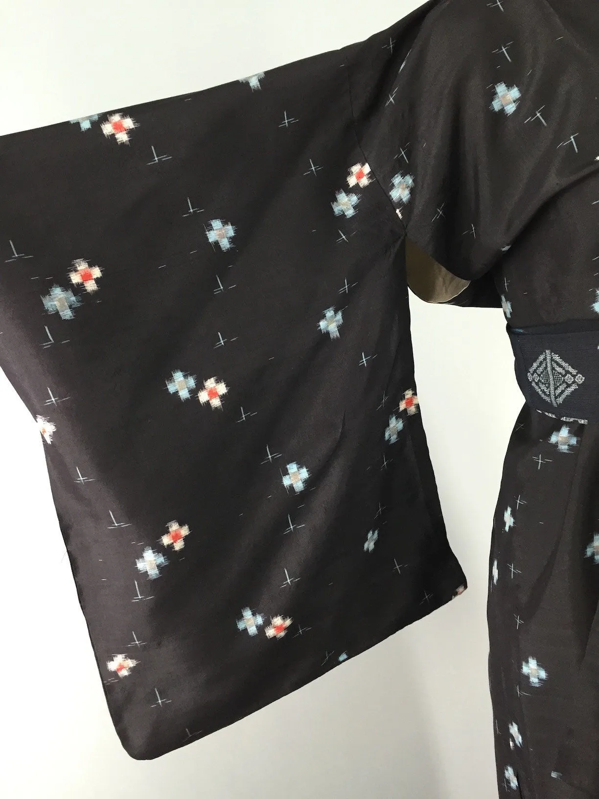 1940s Vintage Silk Kimono Robe, Black Meisen Ikat Cross