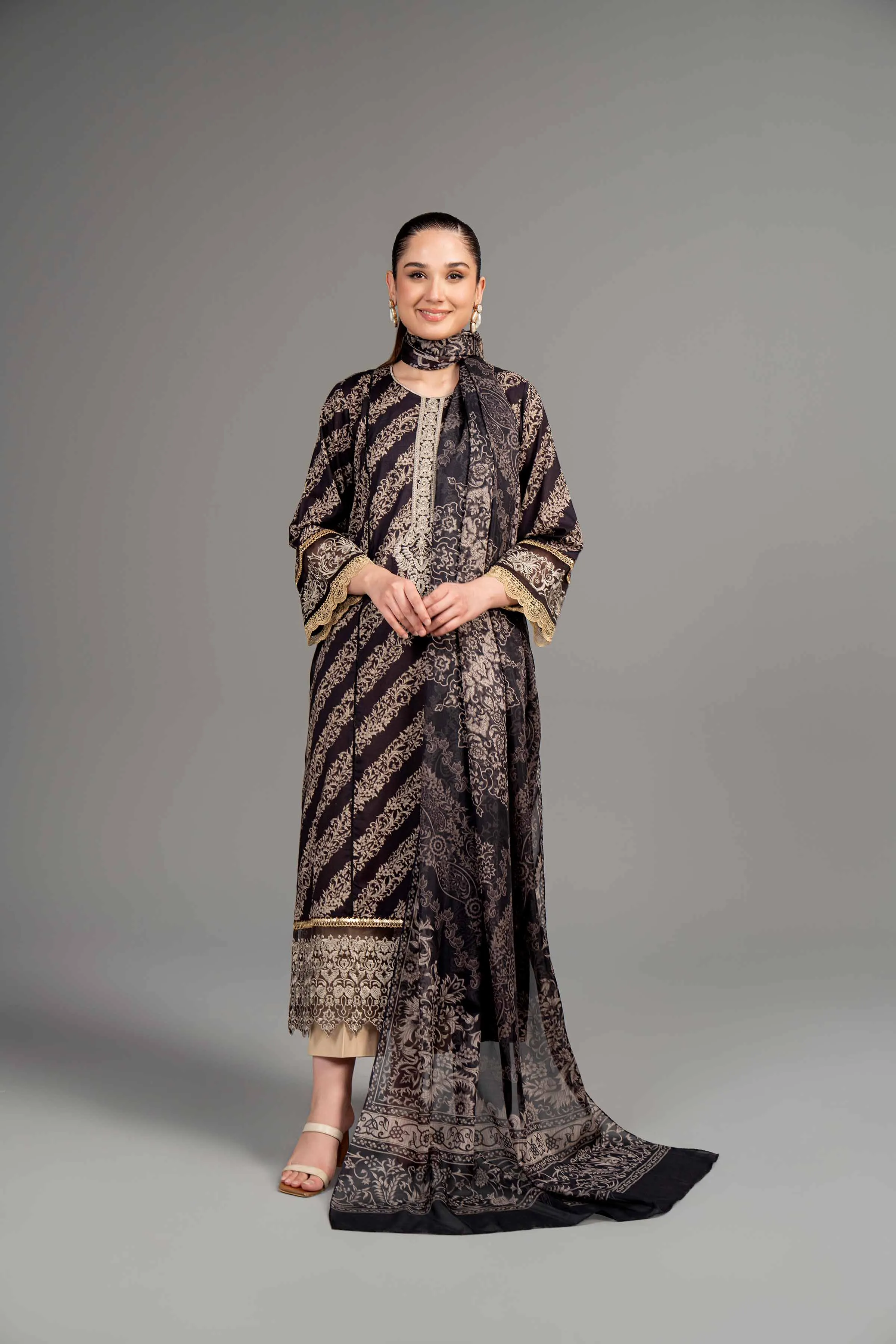 2 Piece -  Digital Printed Embroidered Suit - 42401948