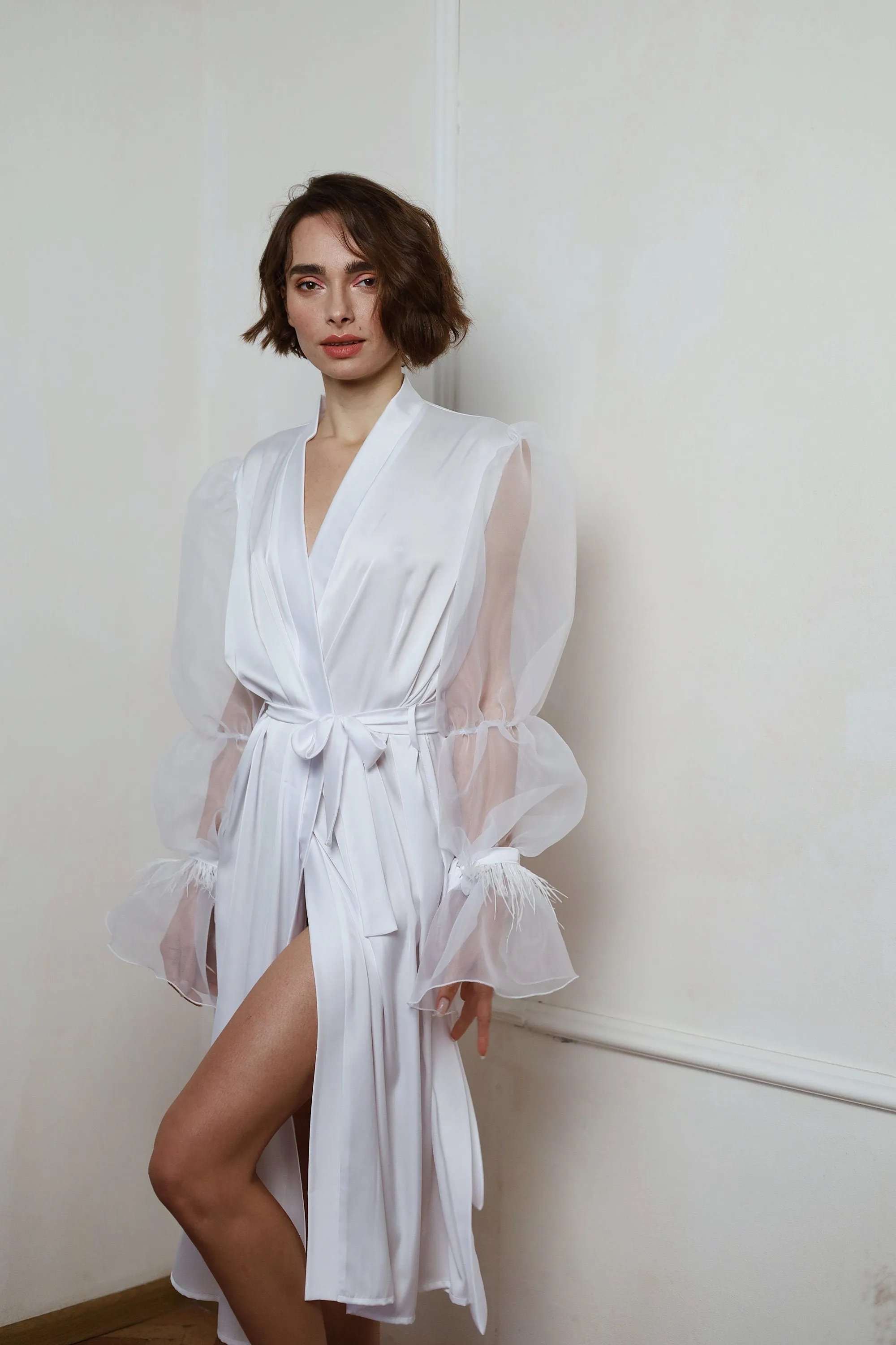 Bridal Satin Kimono Robe, White Wedding Robe with Wide Feather Sleeves, Luxury Mesh and Silk Bridal Robe, Silk Robe with Puff Sleeves