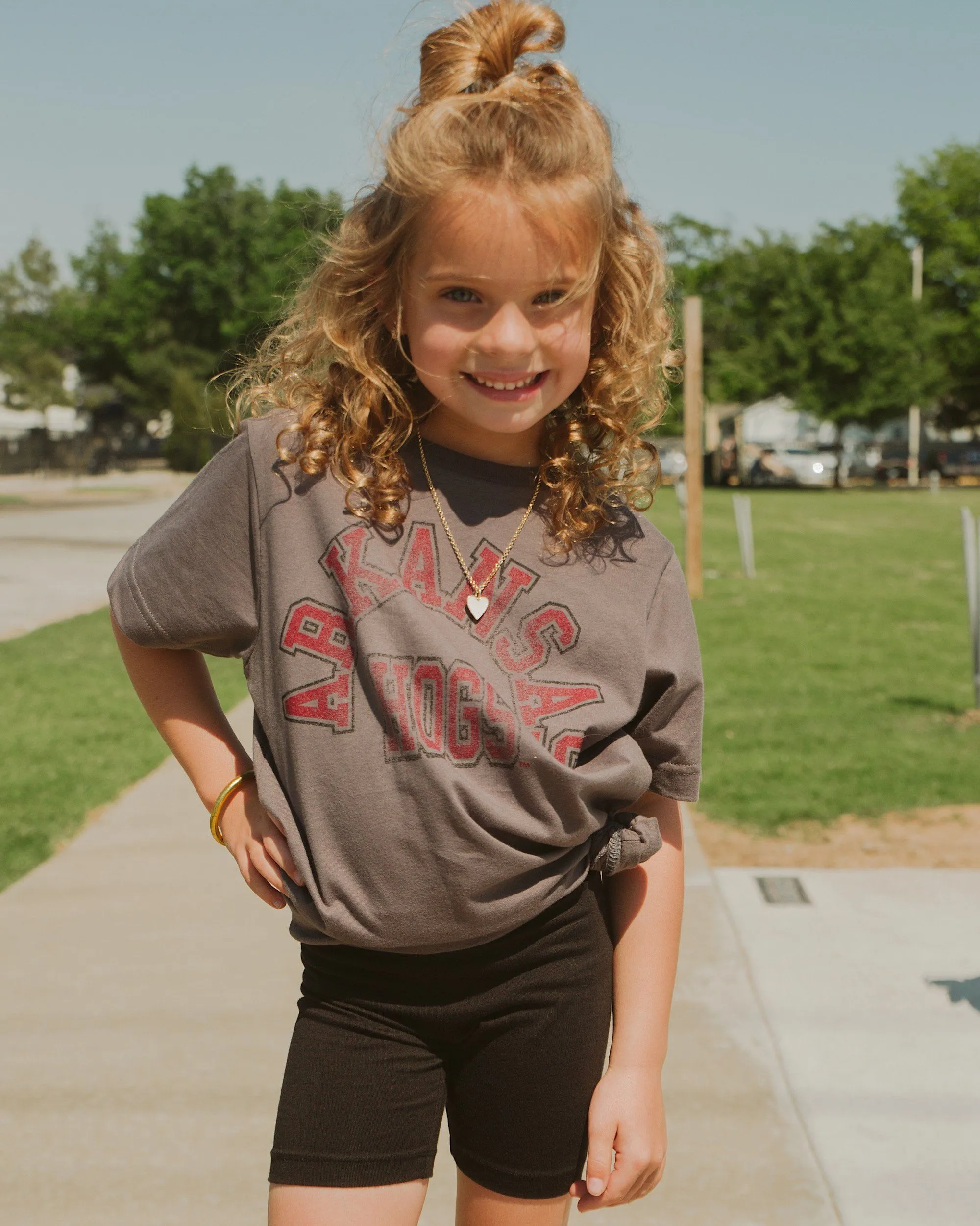 Children's Arkansas Razorbacks Mega Arch Charcoal Tee