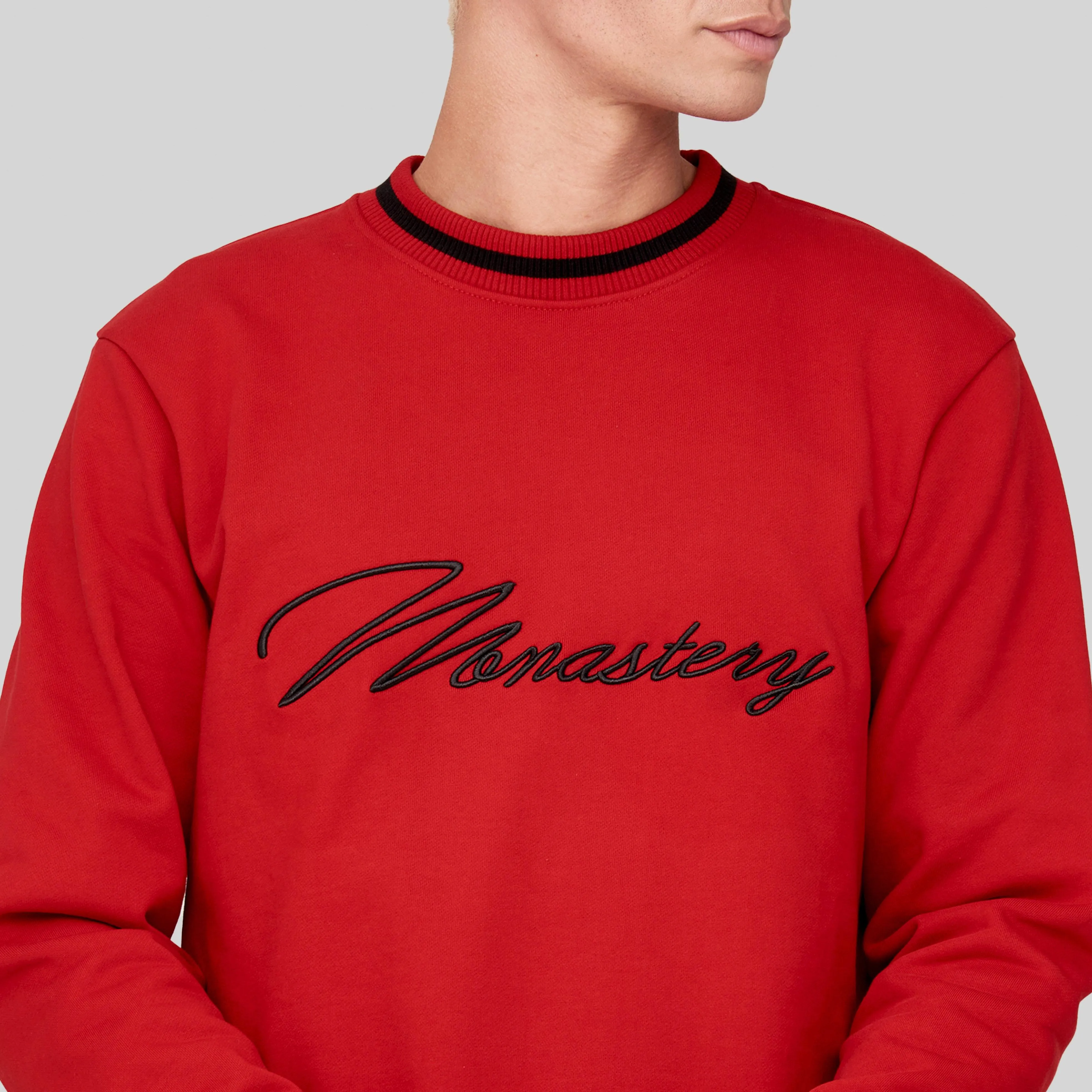 Sure! Here’s an optimized title for the product:

Stylish Corfu Red Sweatshirt - Cozy & Trendy Casual Wear

This title highlights the color, style, and purpose of the sweatshirt while using modifiers to attract potential customers.