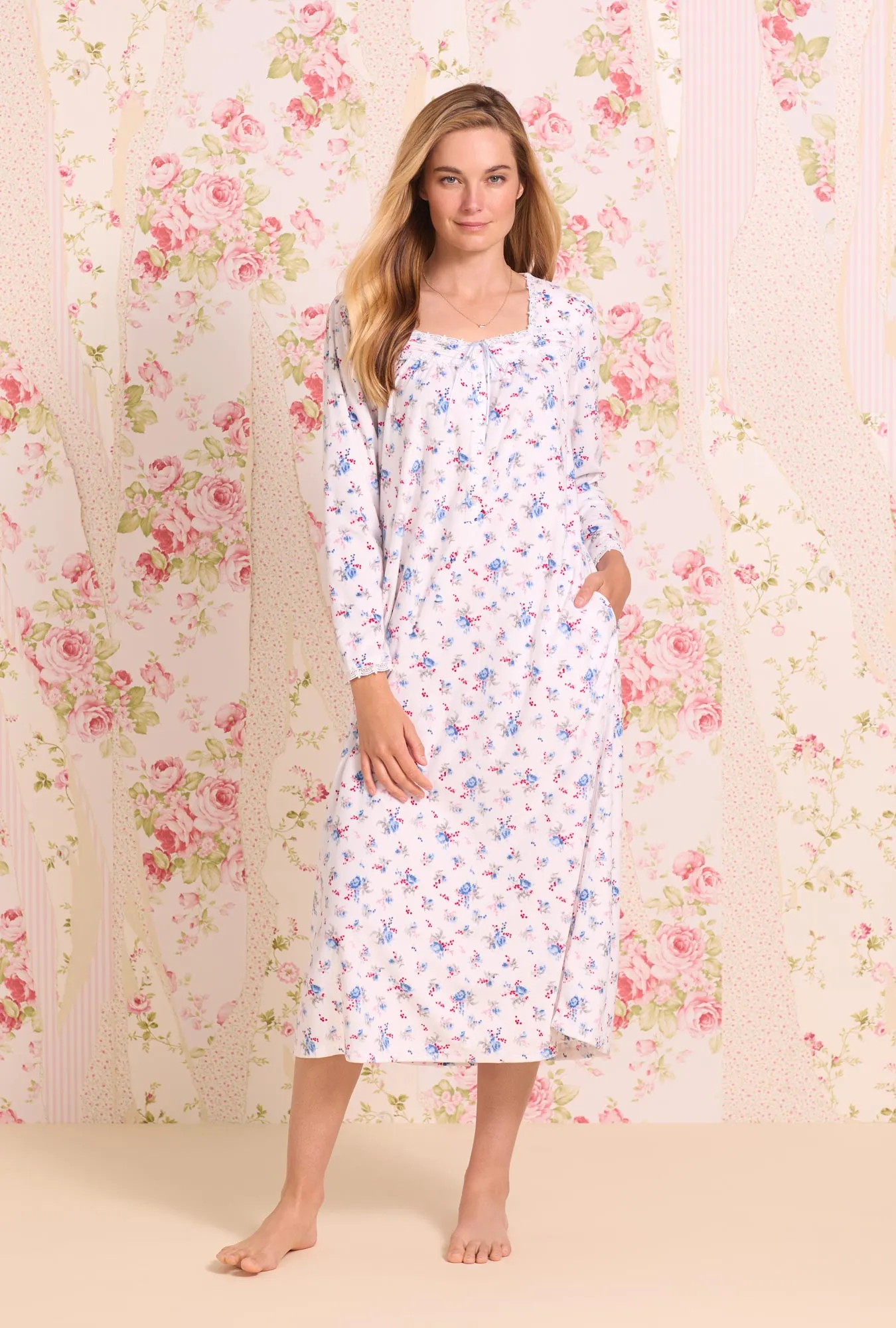 Winter Floral Cozy Fleece Long Nightgown